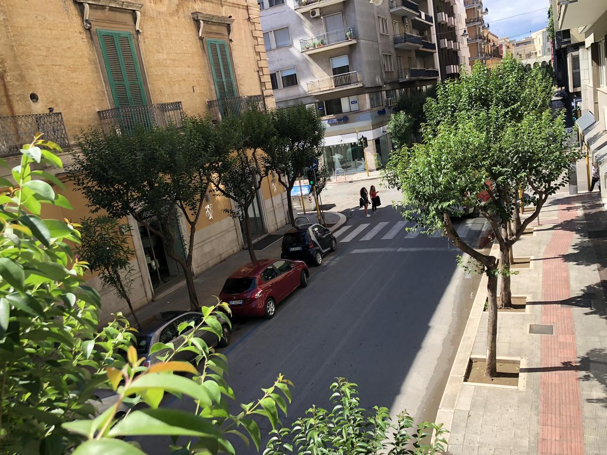 Apartment De Rossi Bari Exterior photo